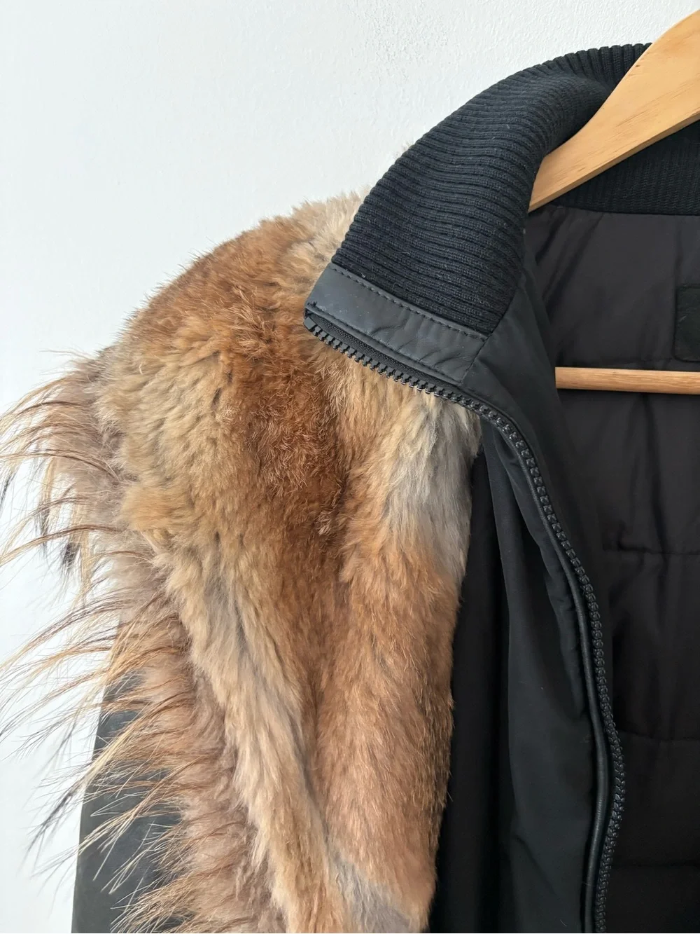RUDSAK Black Down Fur Trimmed Midi Parka Leather Sleeves Size Medium Luxury Chic - Picture 9 of 16
